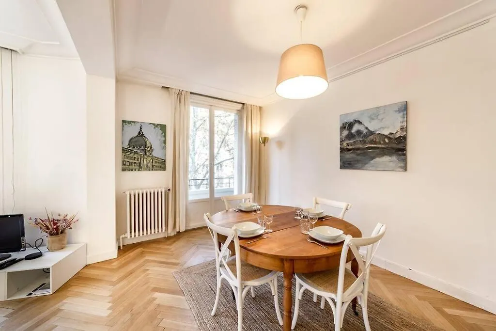 Apartment Spacieux Et Lumineux 70M² De La Place Ail Lyon France